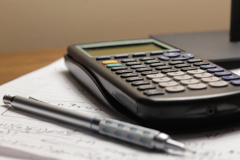 Insurance and probability — actuarial calculations and risk assessment